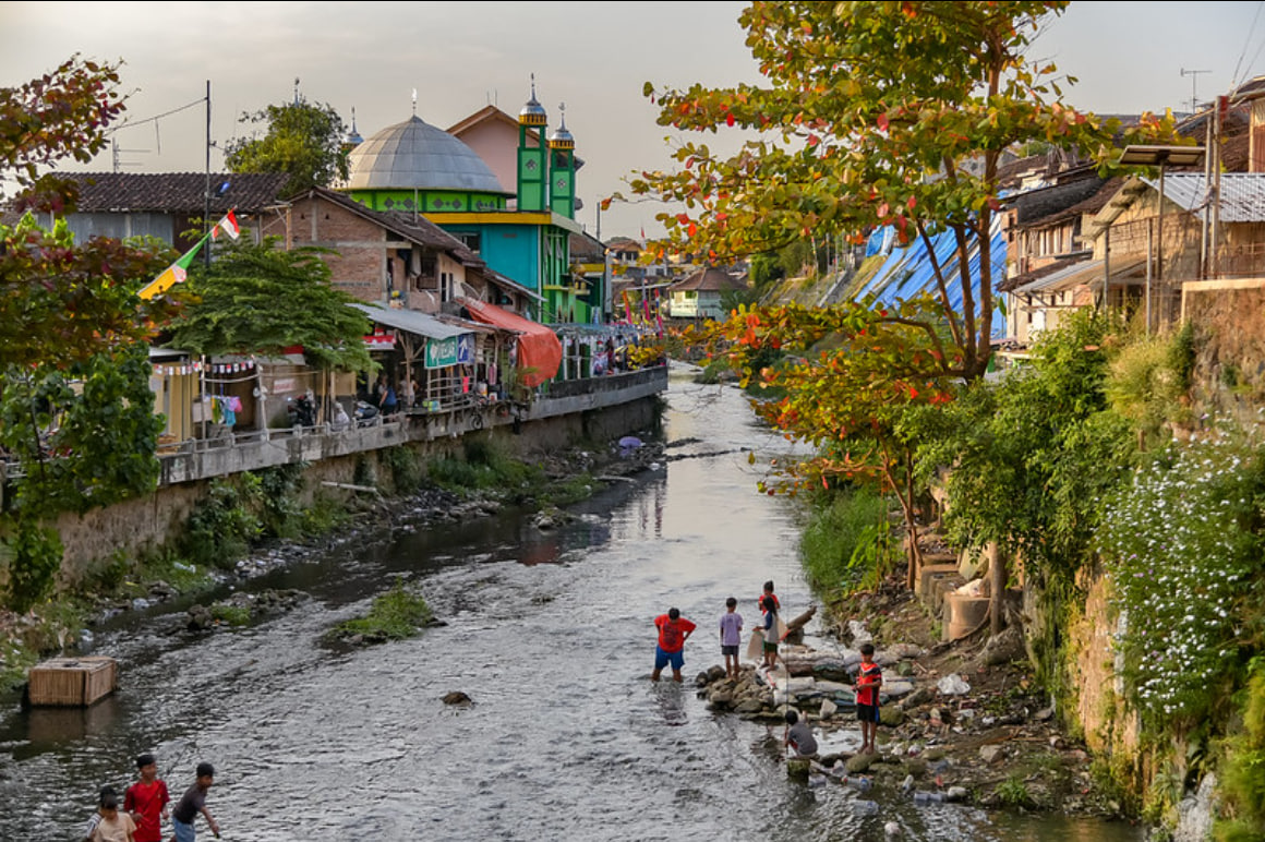 Sanitasi Daerah 2025 untuk lingkungan sehat masyarakat Indonesia