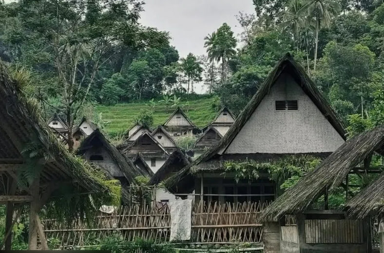Travel Desa Adat Indonesia dan Pesona Budaya yang Autentik